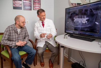 Dr. Kuhn will plan your procedure virtually before your procedure takes place.